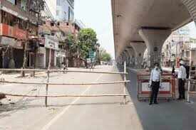 दिल्ली के बाद उत्तर प्रदेश में भी लगा वीकेंड लॉकडाउन, पढ़ें क्या-क्या रहेगा बंद