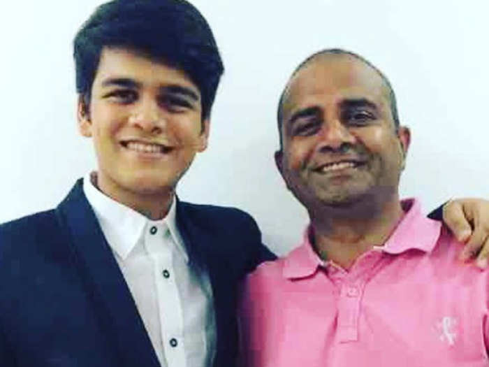 तारक मेहता फेम भव्य गांधी ( टप्पू ) के पिताजी अब नहीं रहे